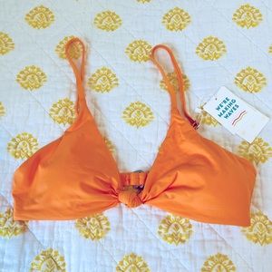 NWT  Dippin’ Daisy’s Amber Swim Top